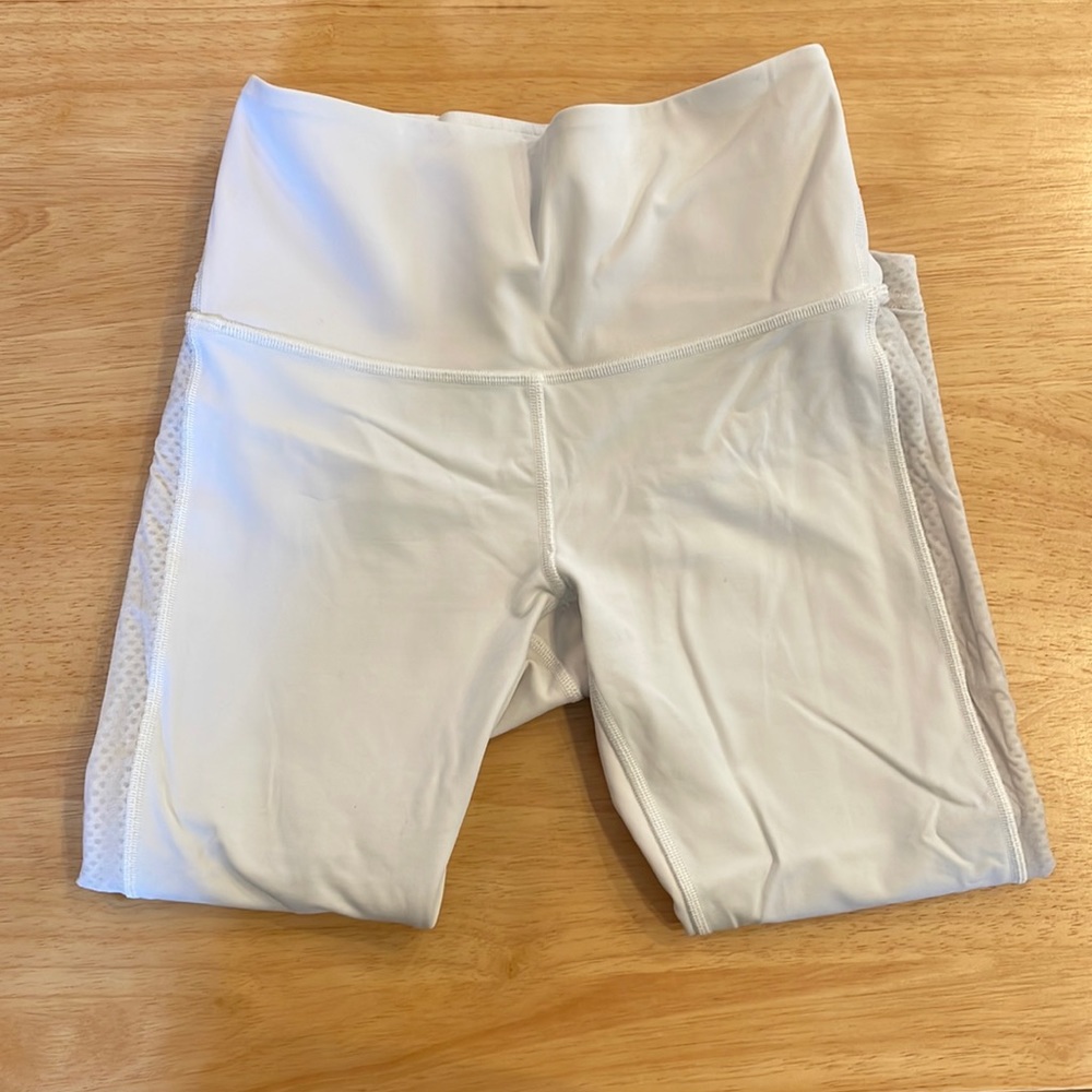 Lululemon White Capri